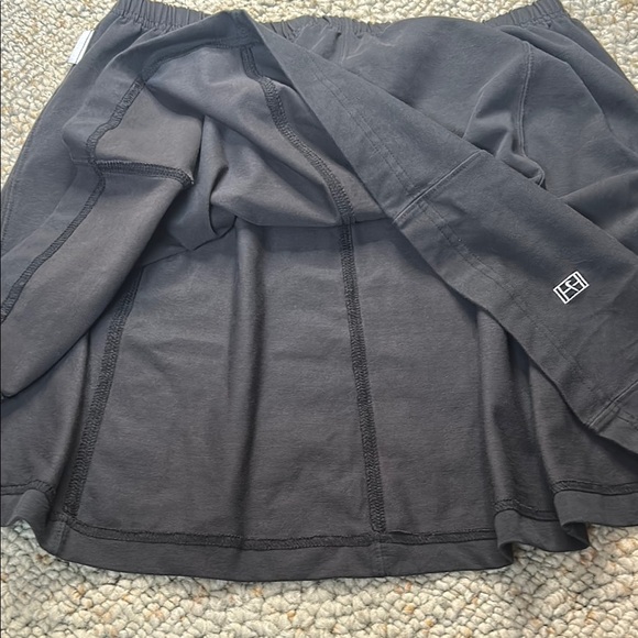 Nike DRI-FIT Black A-Line Athletic Skirt - Picture 10 of 10